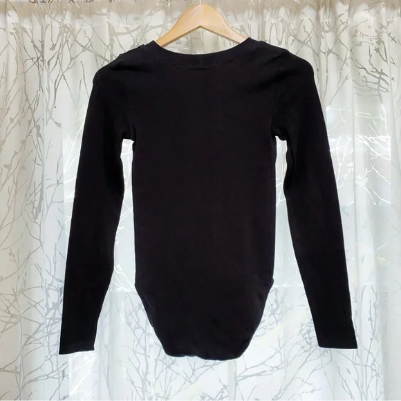 WOLFORD BLACK BERLIN ROUND NECK LONG SLEEVE BODYSUIT